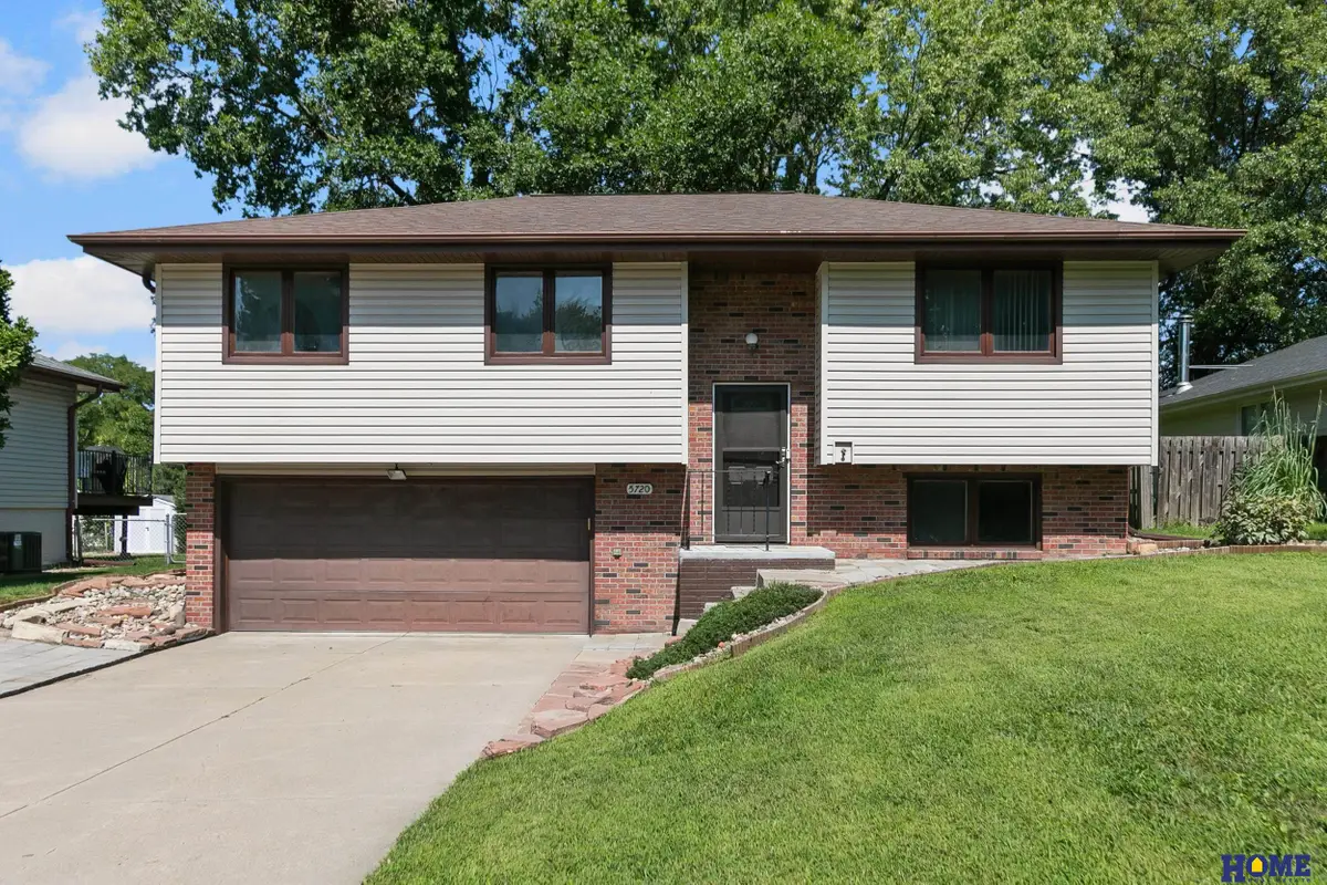 5720 Dogwood Drive, Lincoln, NE 68516 - #1