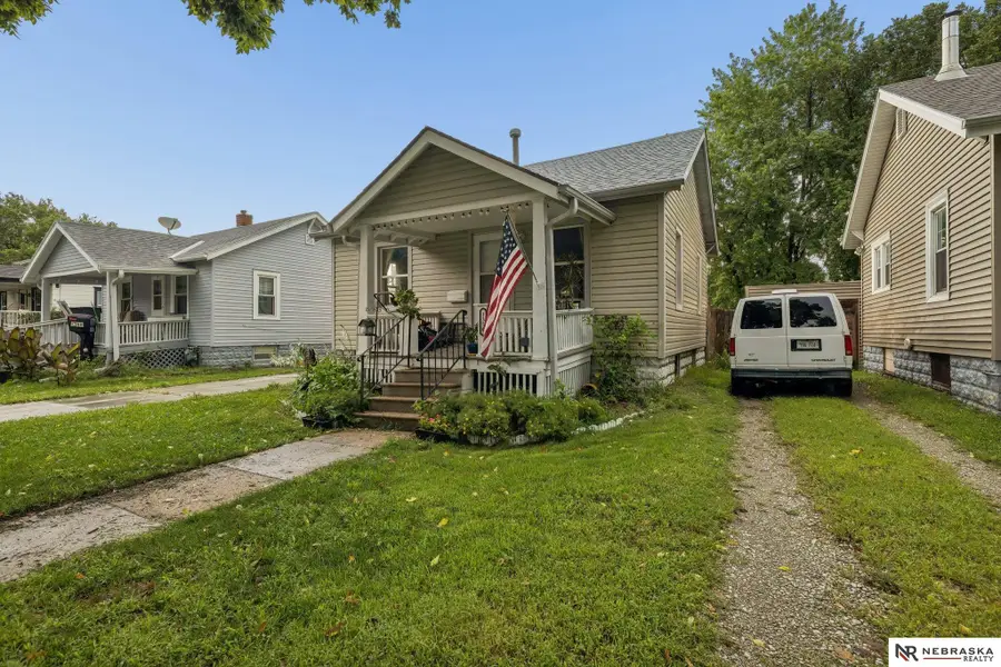 1350 Chautauqua Avenue, Lincoln, NE 68510 - #2