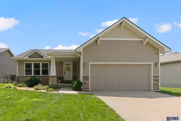 8239 S 17th Street, Lincoln, NE 68512