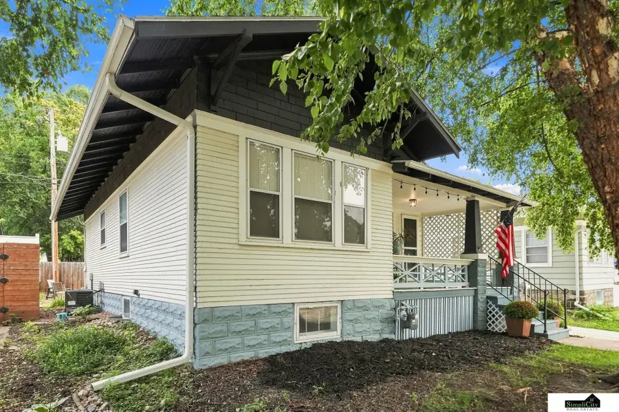 730 Marshall Avenue, Lincoln, NE 68510 - #2