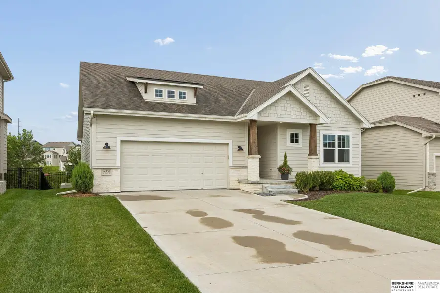 4352 S 214 Street, Elkhorn, NE 68022 - #3