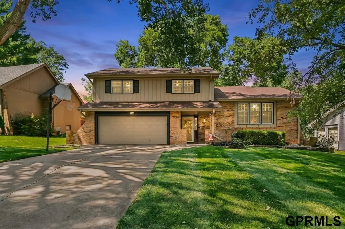 1432 S 136th Street, Omaha, NE 68144 - #1