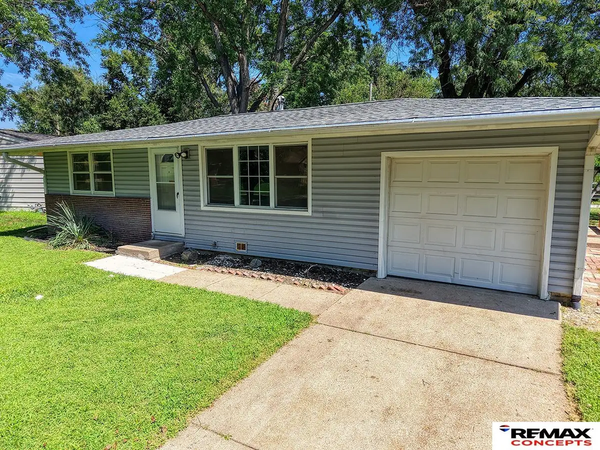 4118 Dunn Avenue, Lincoln, NE 68502 - #1