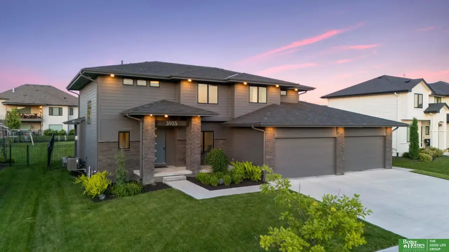 3935 S 208 Street, Elkhorn, NE 68022 - #2