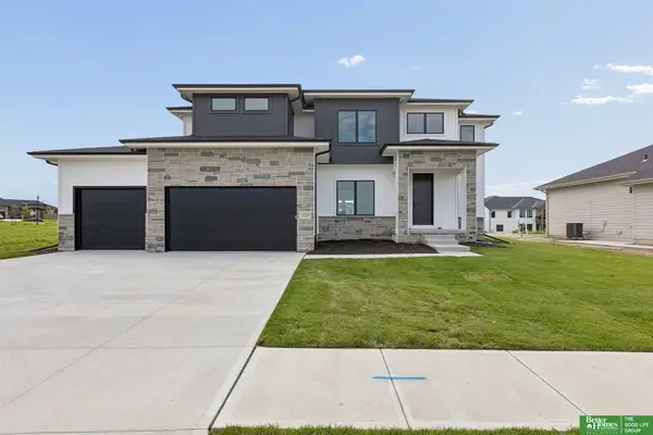 5719 N 199th Street, Elkhorn, NE 68022