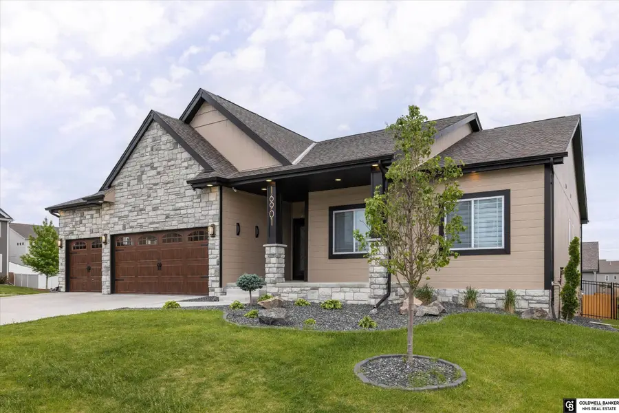 16901 Vernon Avenue, Omaha, NE 68116 - #3