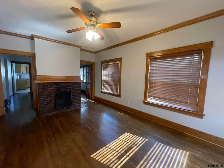 611 N 42 Street, Omaha, NE 68131 - #3