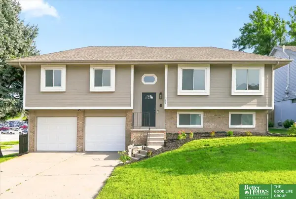 1208 Sunshine Boulevard, Bellevue, NE 68123