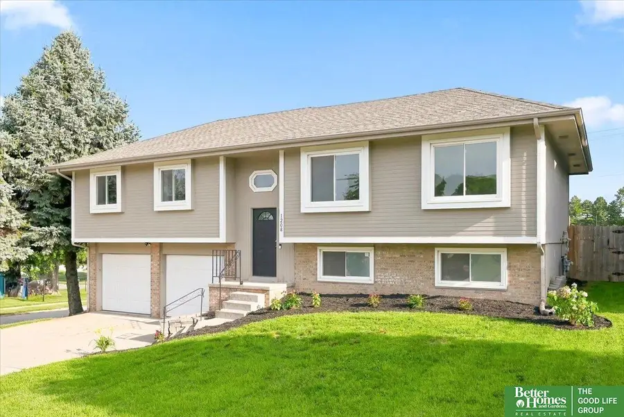 1208 Sunshine Boulevard, Bellevue, NE 68123 - #2