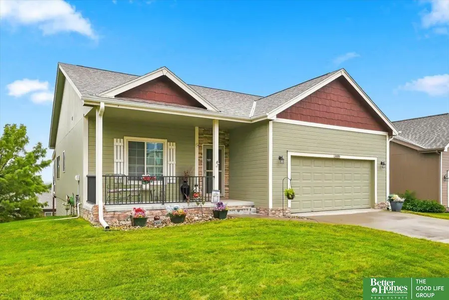 14206 Wood Valley Drive, Omaha, NE 68142 - #2