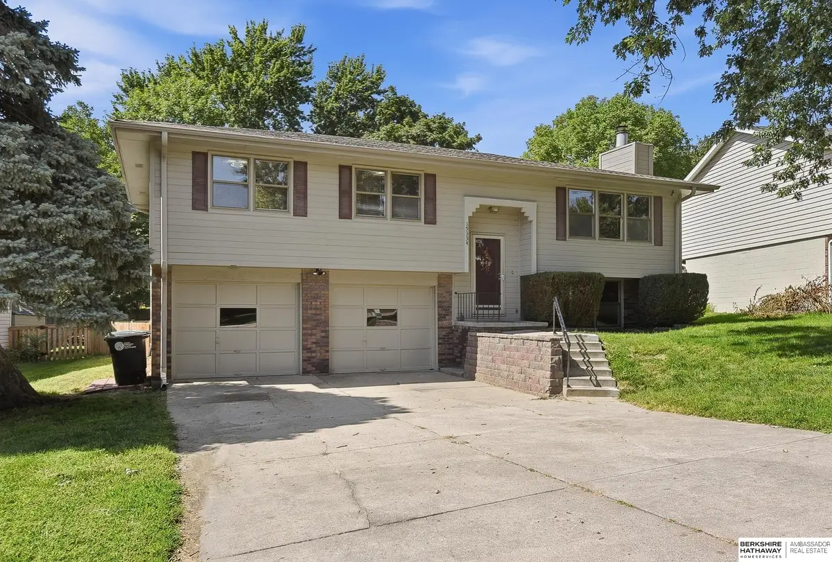 15334 Westchester Drive, Omaha, NE 68154 - #1
