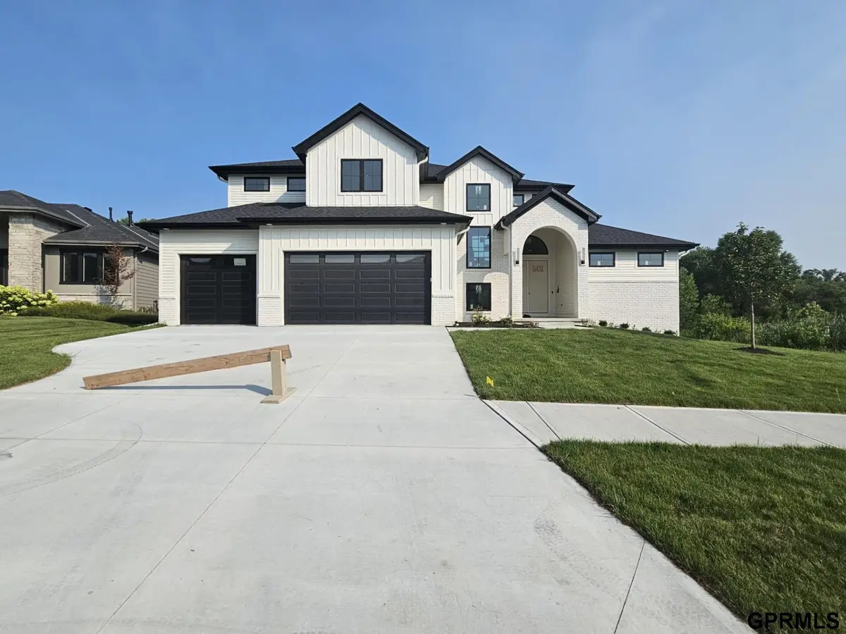 3912 S 213 Avenue, Elkhorn, NE 68022 - #1