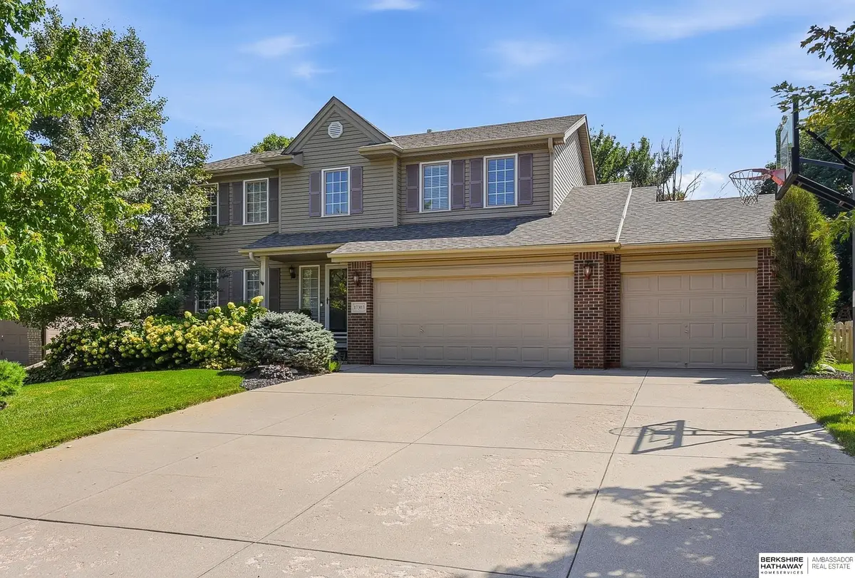17303 J Street, Omaha, NE 68135 - #1