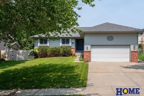 2240 Philadelphia Drive, Lincoln, NE 68521