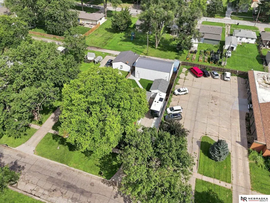 6910 Kearney Avenue, Lincoln, NE 68507 - #2