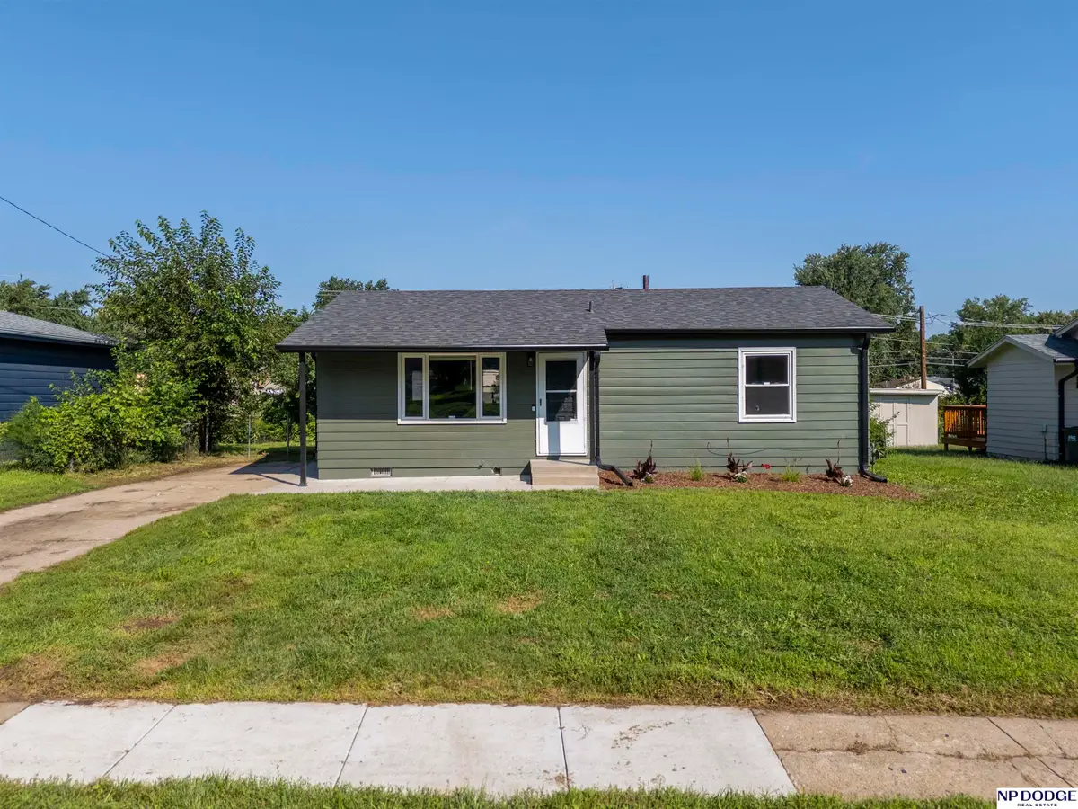 7314 Valley Road, La Vista, NE 68128 - #1