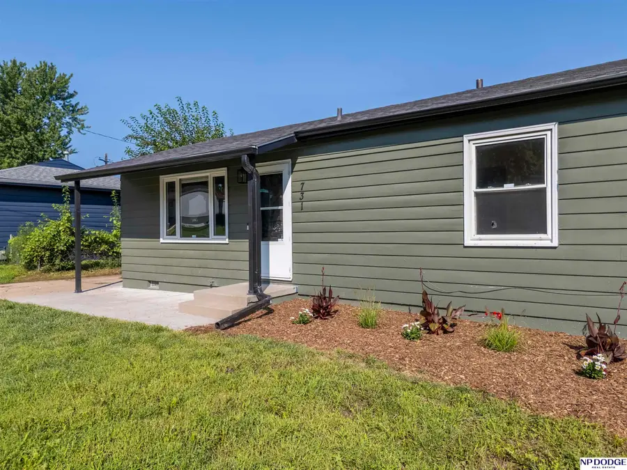 7314 Valley Road, La Vista, NE 68128 - #3