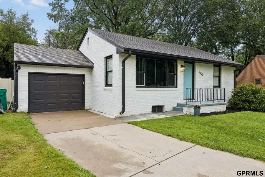 6900 Lidco Court, Lincoln, NE 68507 - #2