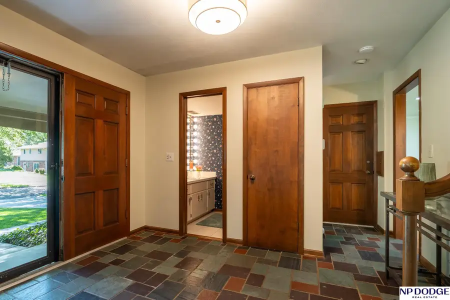 1621 Broadmoore Drive, Lincoln, NE 68506 - #3