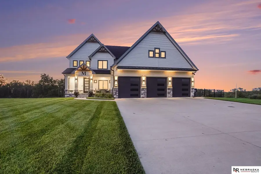 6612 Pawnee Circle, Omaha, NE 68152 - #3