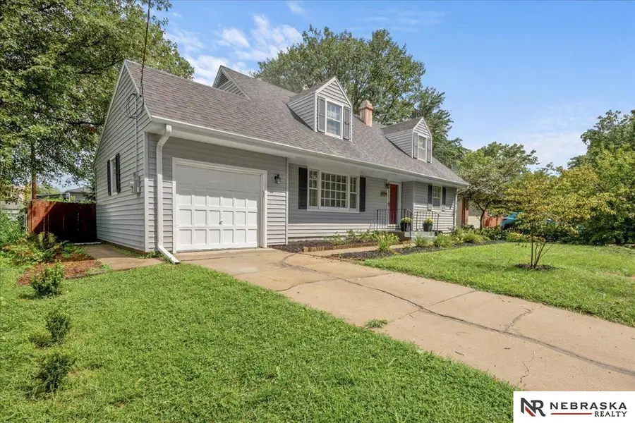 1734 S 41st Street, Lincoln, NE 68506 - #2