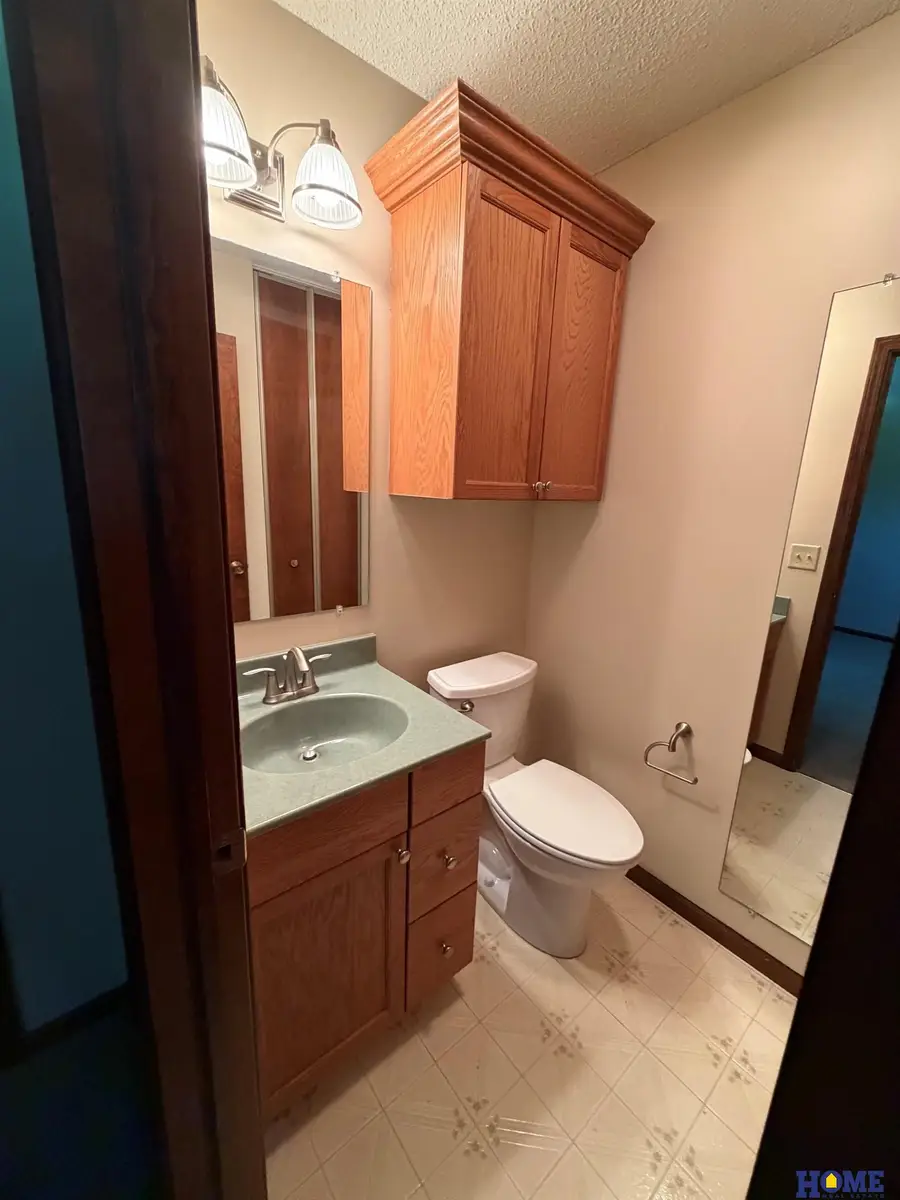 4521 Southwood Drive, Lincoln, NE 68512 - #2