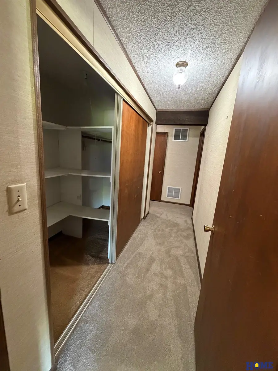 4521 Southwood Drive, Lincoln, NE 68512 - #3