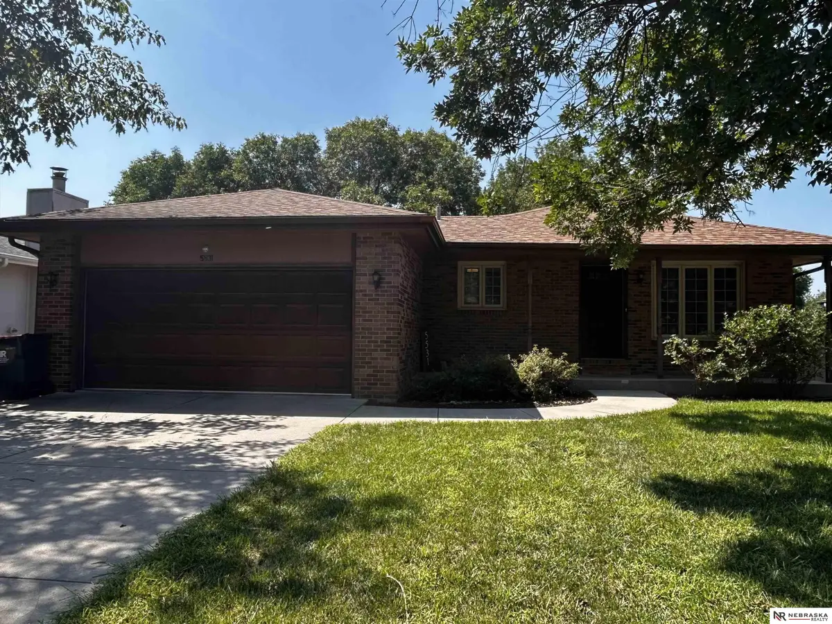 5531 Coyote Circle, Lincoln, NE 68516 - #1