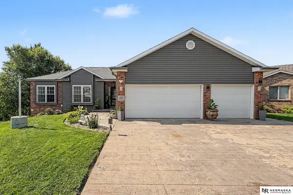 2557 SW Soukup Circle, Lincoln, NE 68522