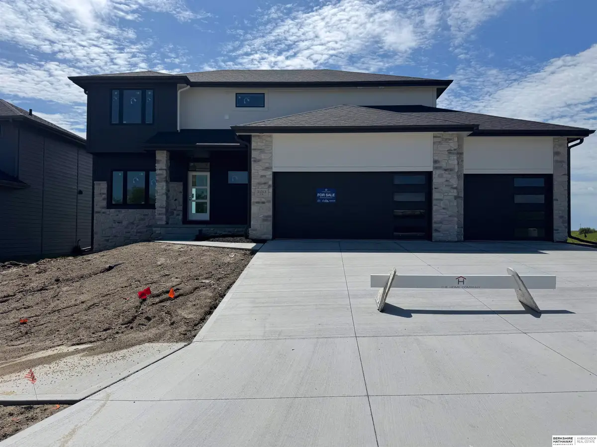 21313 Y Street, Elkhorn, NE 68022 - #1