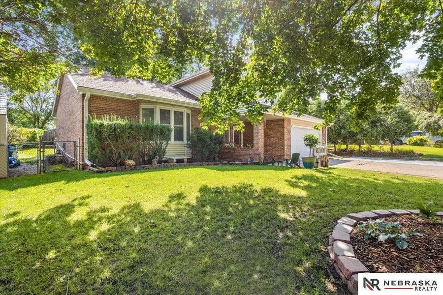 3810 S 77th Street, Lincoln, NE 68506 - #2