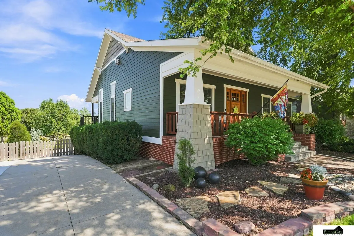 6910 NW 2nd Street, Lincoln, NE 68521 - #1