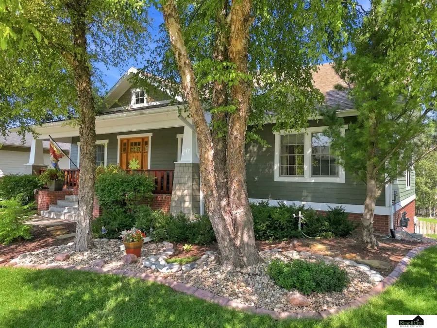 6910 NW 2nd Street, Lincoln, NE 68521 - #2