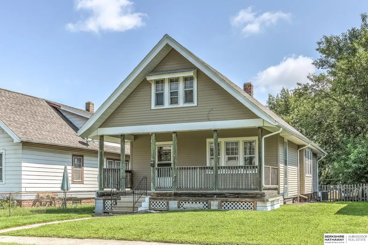 1519 S 25 Avenue, Omaha, NE 68105 - #1