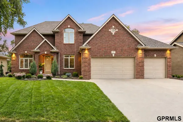 18218 Ontario Street, Omaha, NE 68130