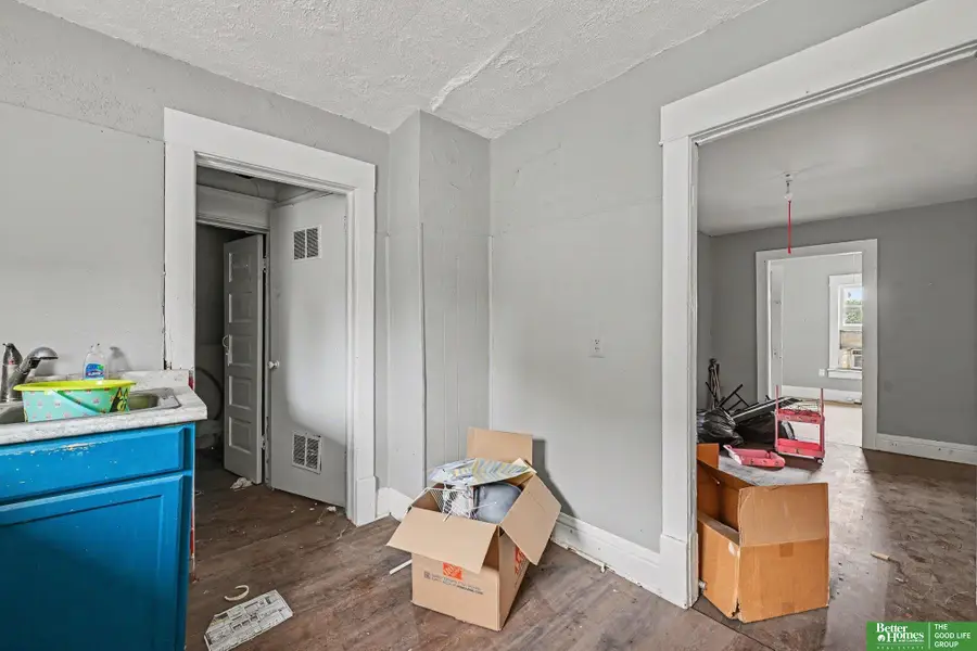 4201 Grand Avenue, Omaha, NE 68111 - #2