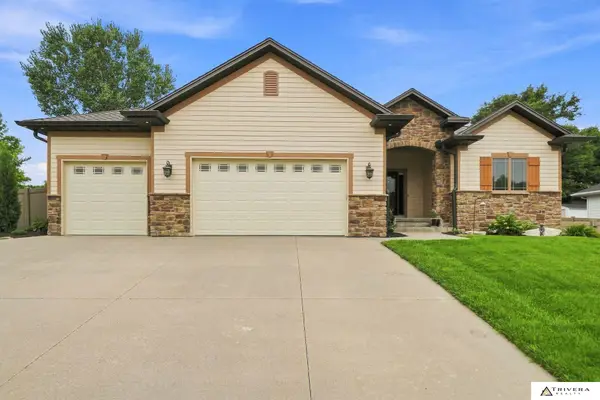 2001 Country Meadows Place, Beatrice, NE 68310