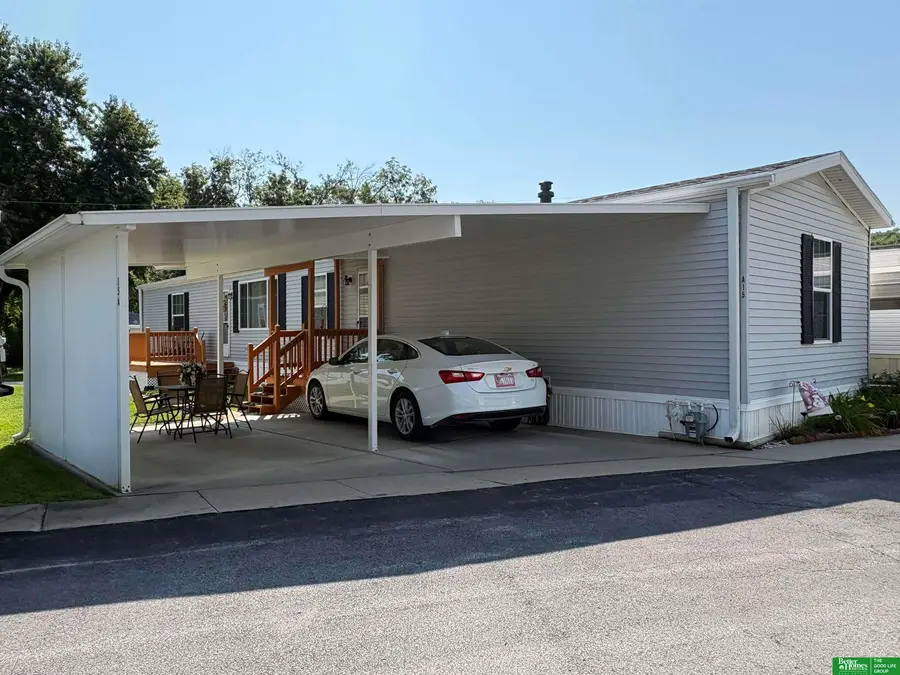 3701 Mckinley Street #15A, Omaha, NE 68112 - #2