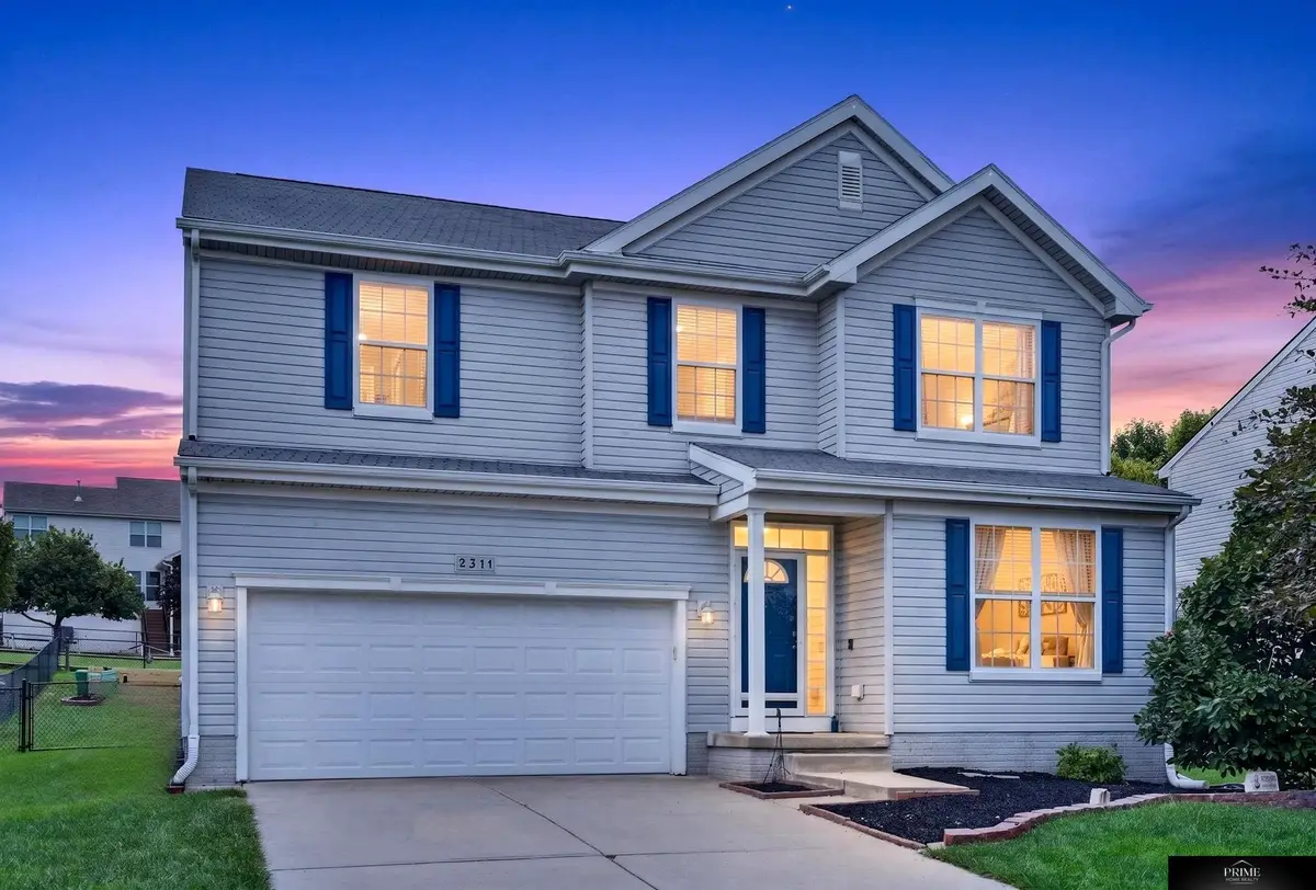 2311 Lakewood Drive, Papillion, NE 68046 - #1
