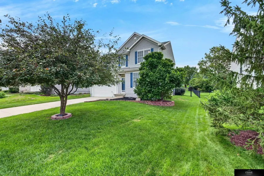 2311 Lakewood Drive, Papillion, NE 68046 - #3