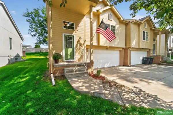 15106 Camden Avenue, Omaha, NE 68116