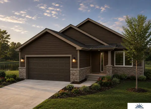 3035 Lakeside Drive, Plattsmouth, NE 68048