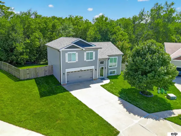 11325 S 212th Street, Gretna, NE 68028