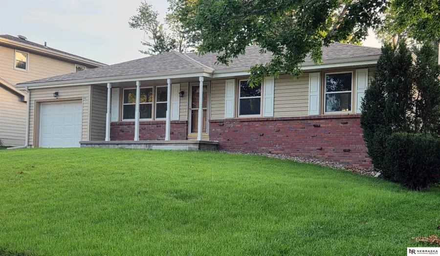 5012 S 94 Street, Omaha, NE 68127 - #2