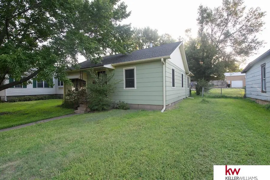1444 N Kansas Street, Superior, NE 68978 - #2