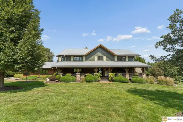 10844 S 180 Street, Omaha, NE 68136