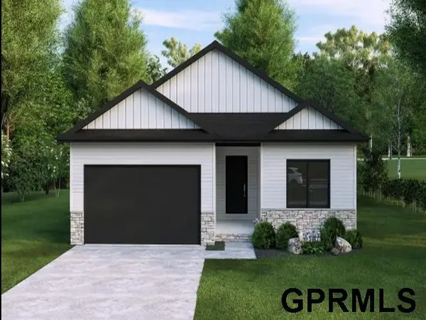 6416 S 208th Avenue, Elkhorn, NE 68022