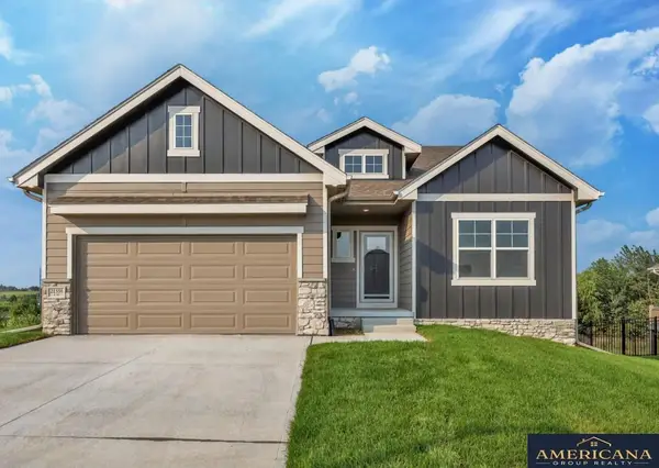 11244 Longshore Avenue, Papillion, NE 68046