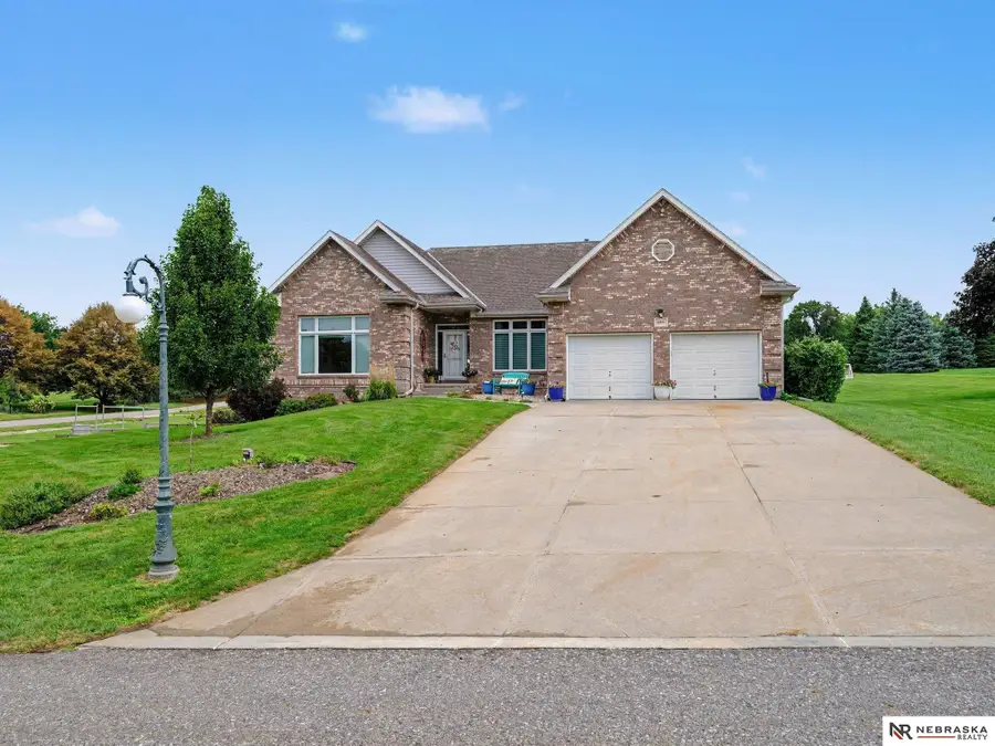 16260 Sage Street, Omaha, NE 68136 - #2