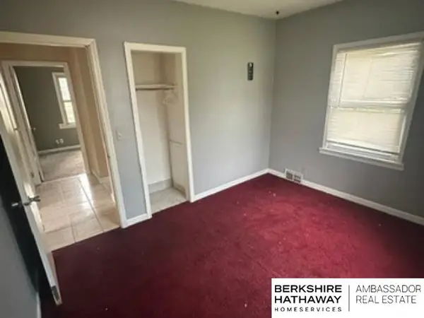 6307 S 30th Street, Omaha, NE 68107